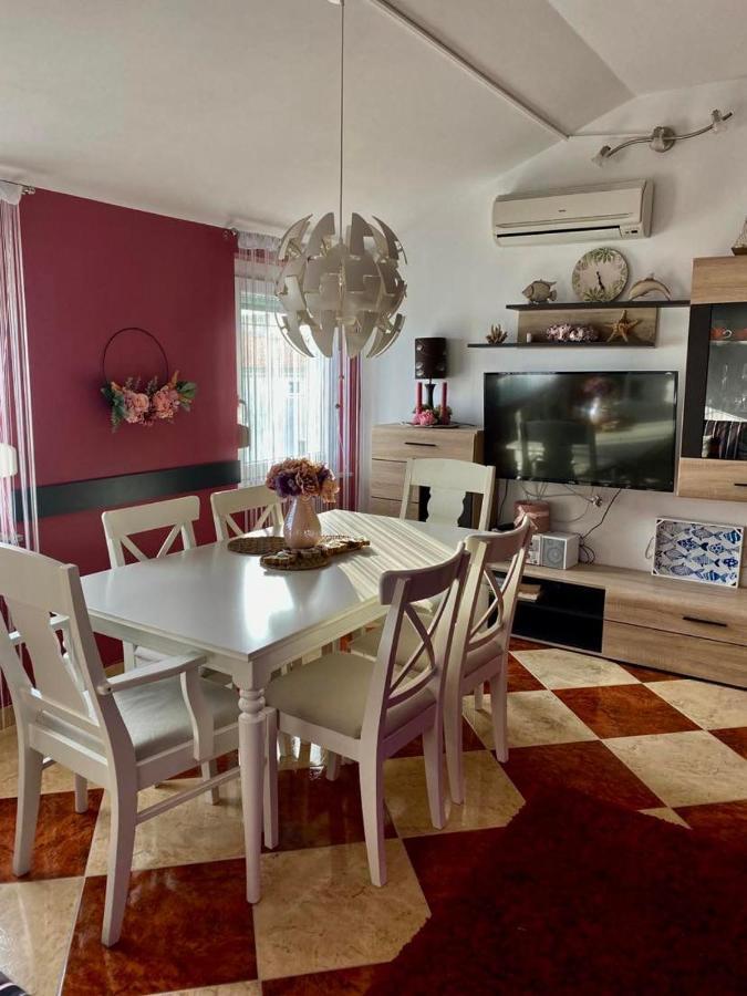 Apartman Silvija Crikvenica Buitenkant foto