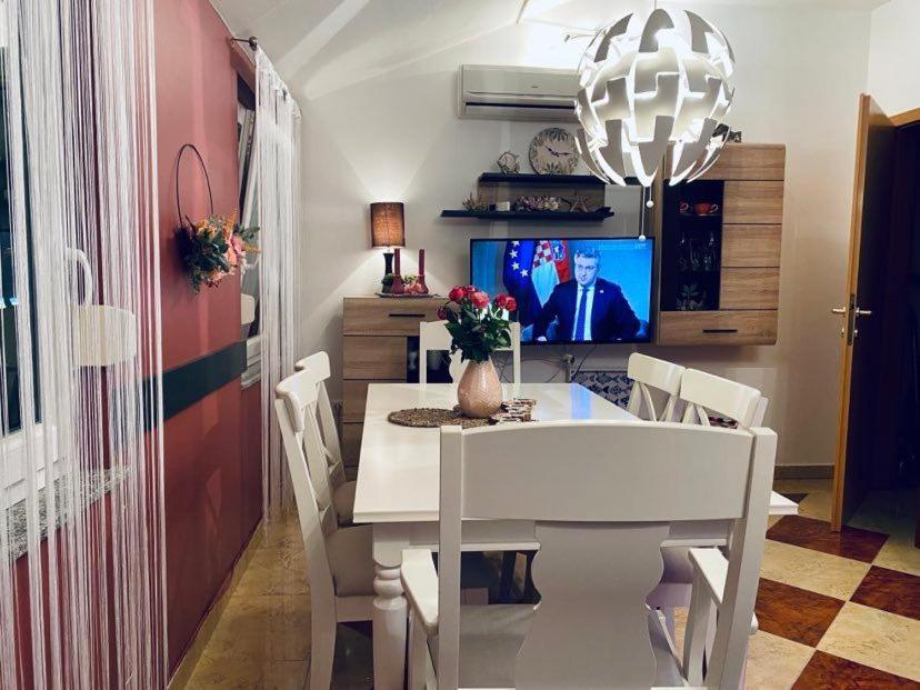Apartman Silvija Crikvenica Buitenkant foto
